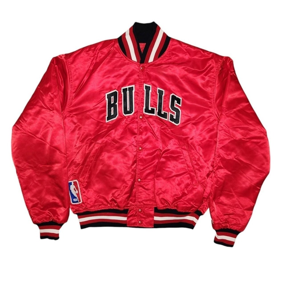 Vintage Starter Chicago Bulls NBA Satin Spell-Out Jacket XL